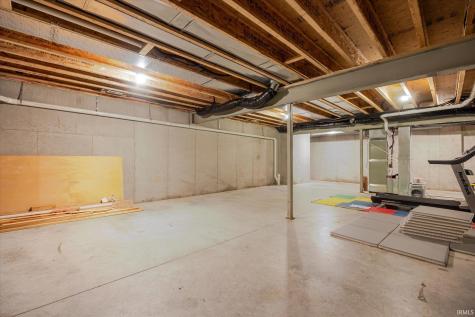 5767 E Kings Road Bloomington IN 47408