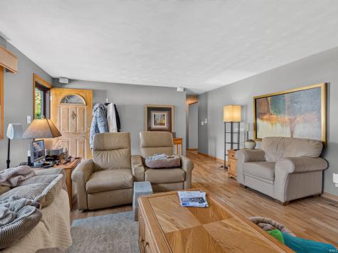 2209 Graham Drive Fort Wayne IN 46818