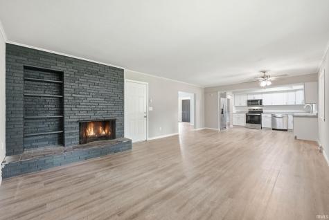 4917 Reed Road Fort Wayne IN 46835
