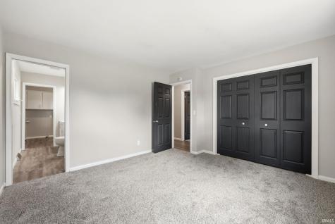 4917 Reed Road Fort Wayne IN 46835