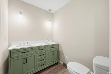 4917 Reed Road Fort Wayne IN 46835