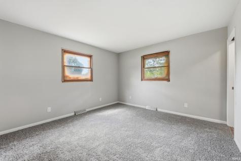 4917 Reed Road Fort Wayne IN 46835