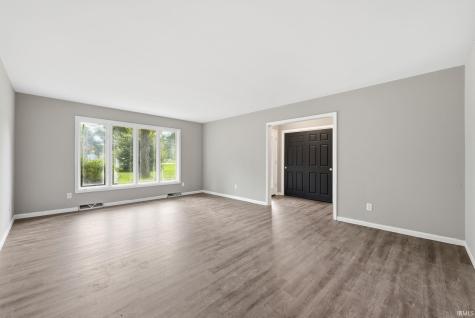 4917 Reed Road Fort Wayne IN 46835
