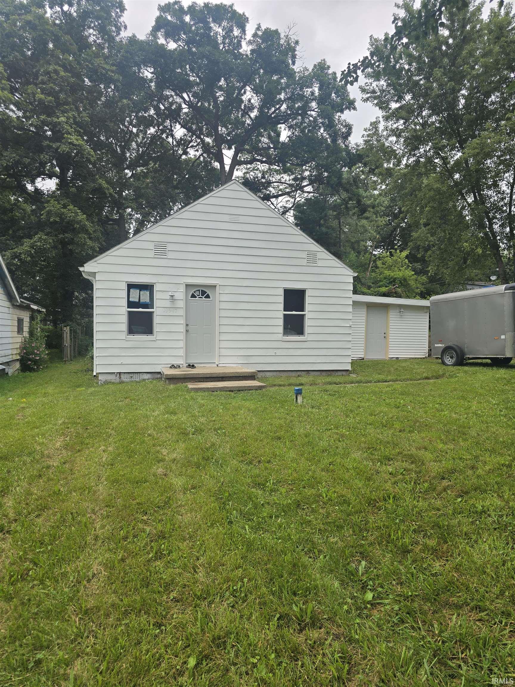 19947 Kelly Street South Bend IN 46637