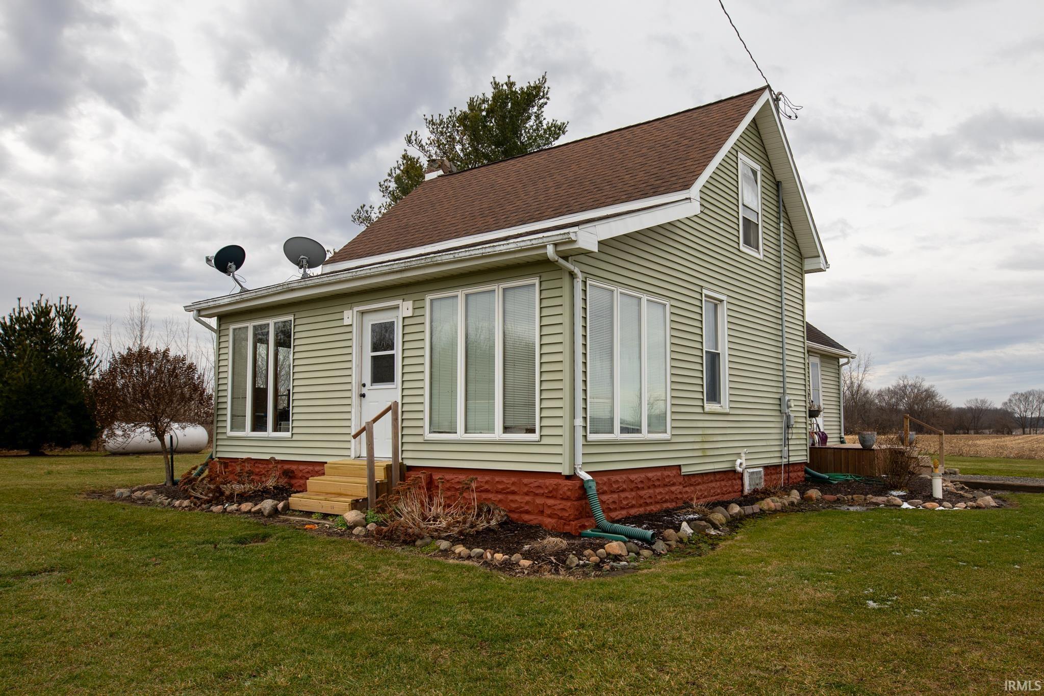 4934 N 650 E Road Rochester IN 46975