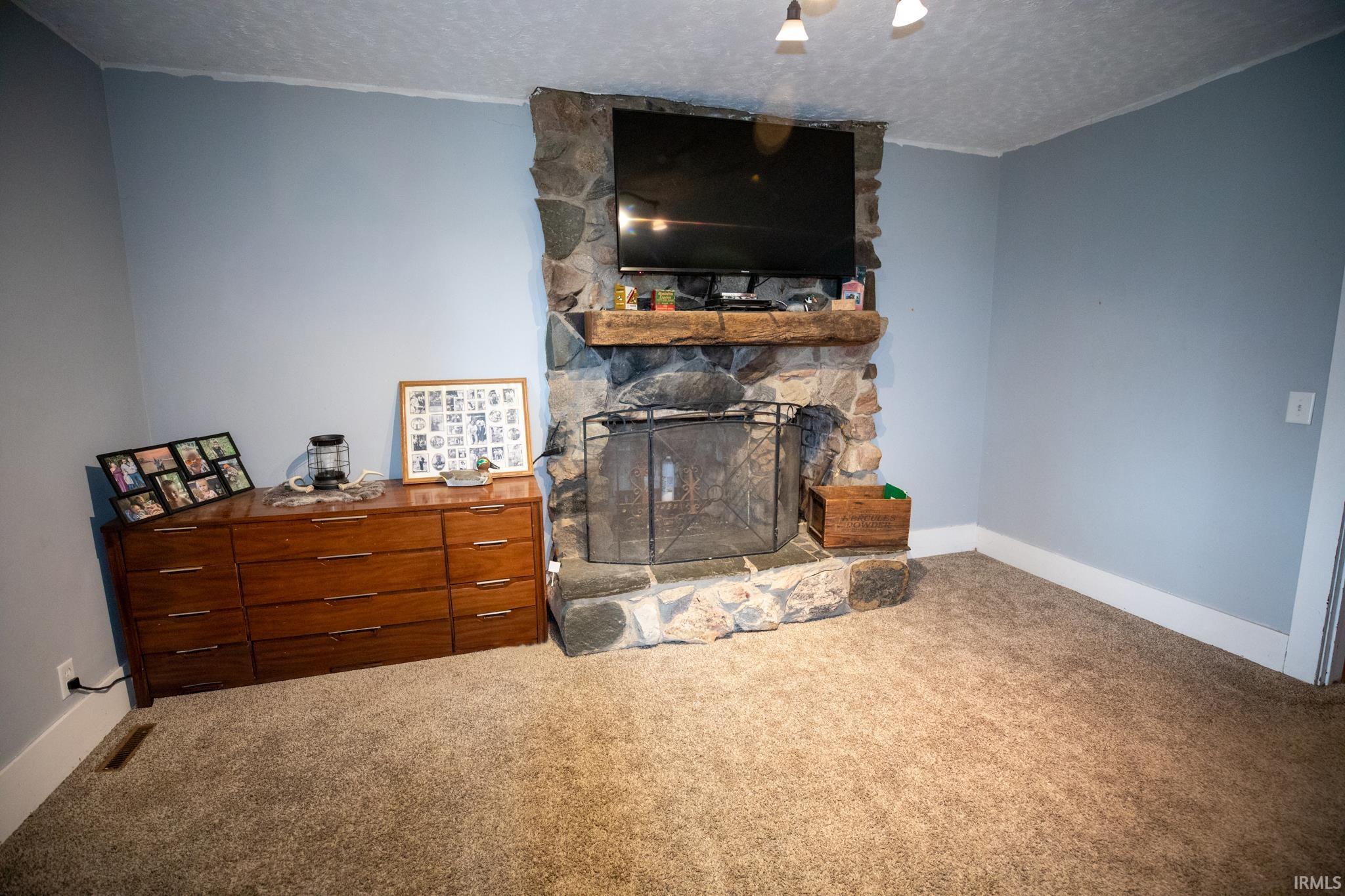 4934 N 650 E Road Rochester IN 46975