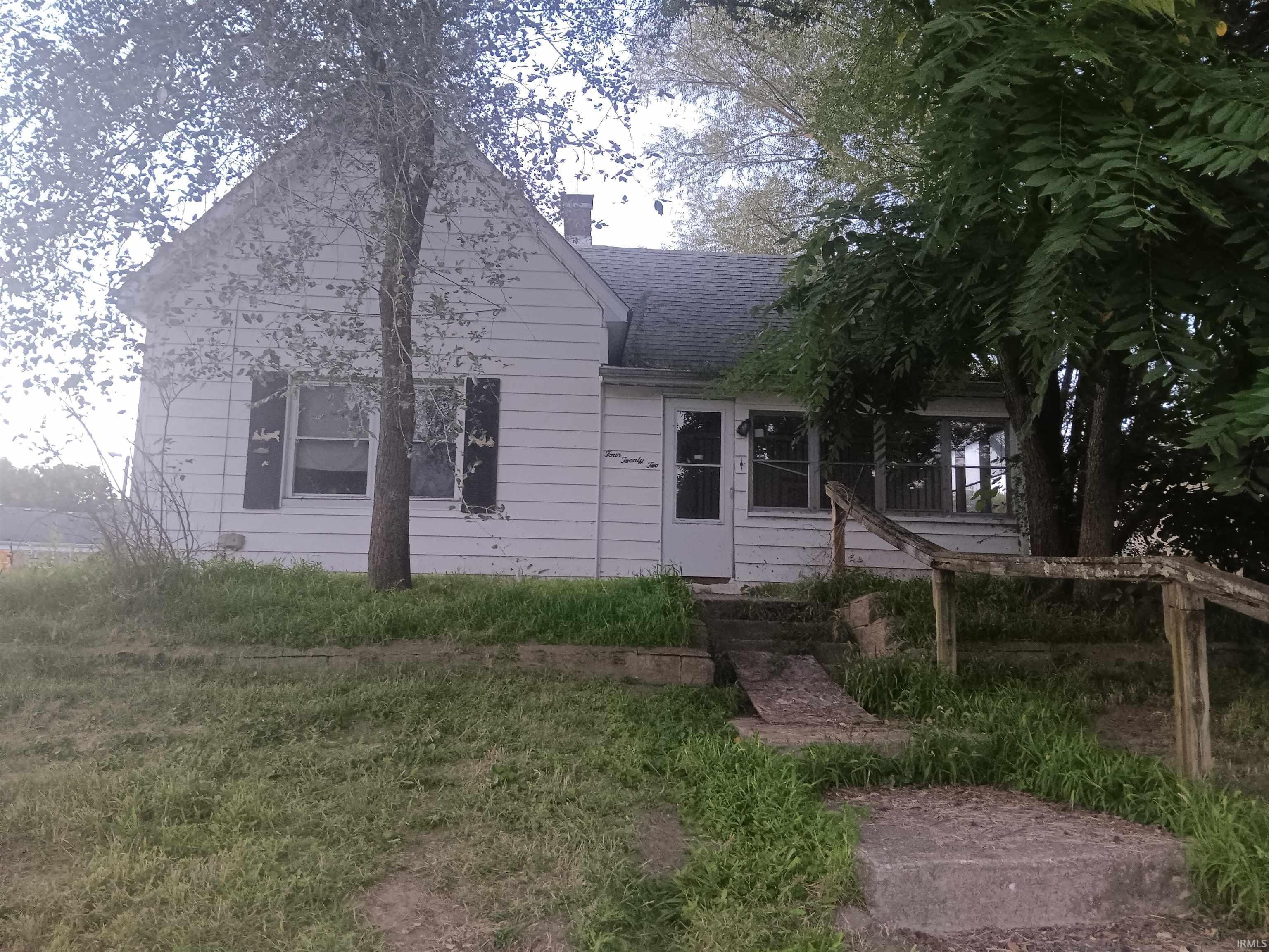 422 W Turner Street Bloomfield IN 47424