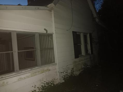 422 W Turner Street Bloomfield IN 47424