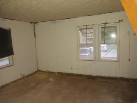 422 W Turner Street Bloomfield IN 47424