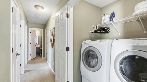 1920 Black Bear Drive Fort Wayne IN 46808