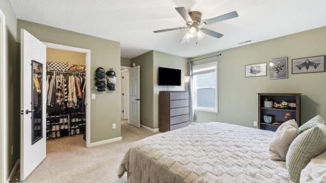 1920 Black Bear Drive Fort Wayne IN 46808