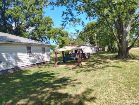 513 S New Jersey Street Bicknell IN 47512