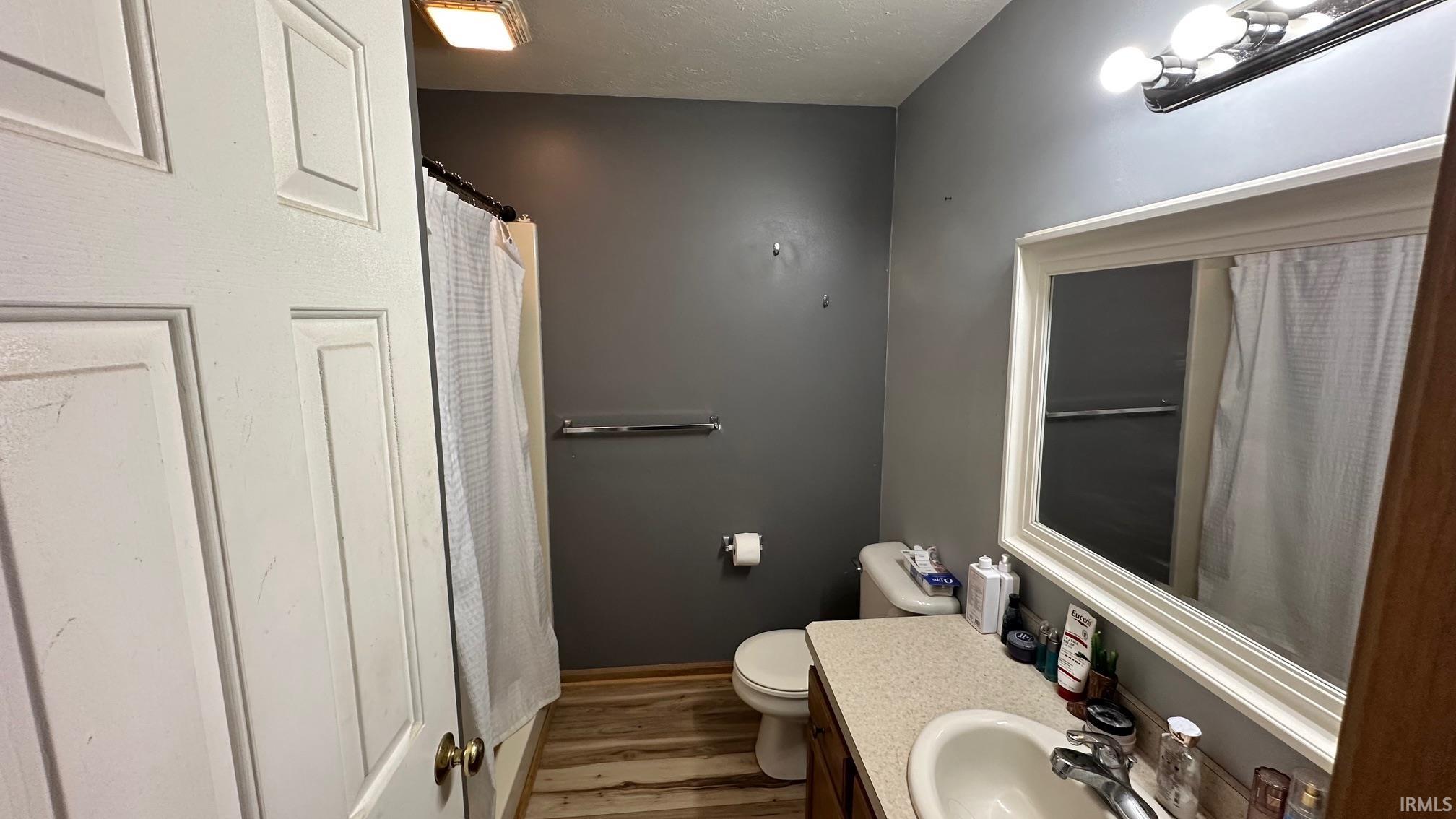 1312 Red Oak Drive Goshen IN 46526