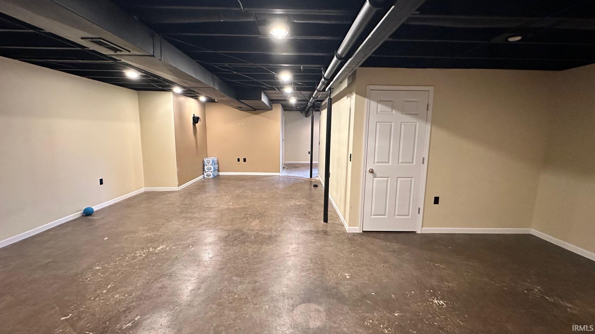 1312 Red Oak Drive Goshen IN 46526