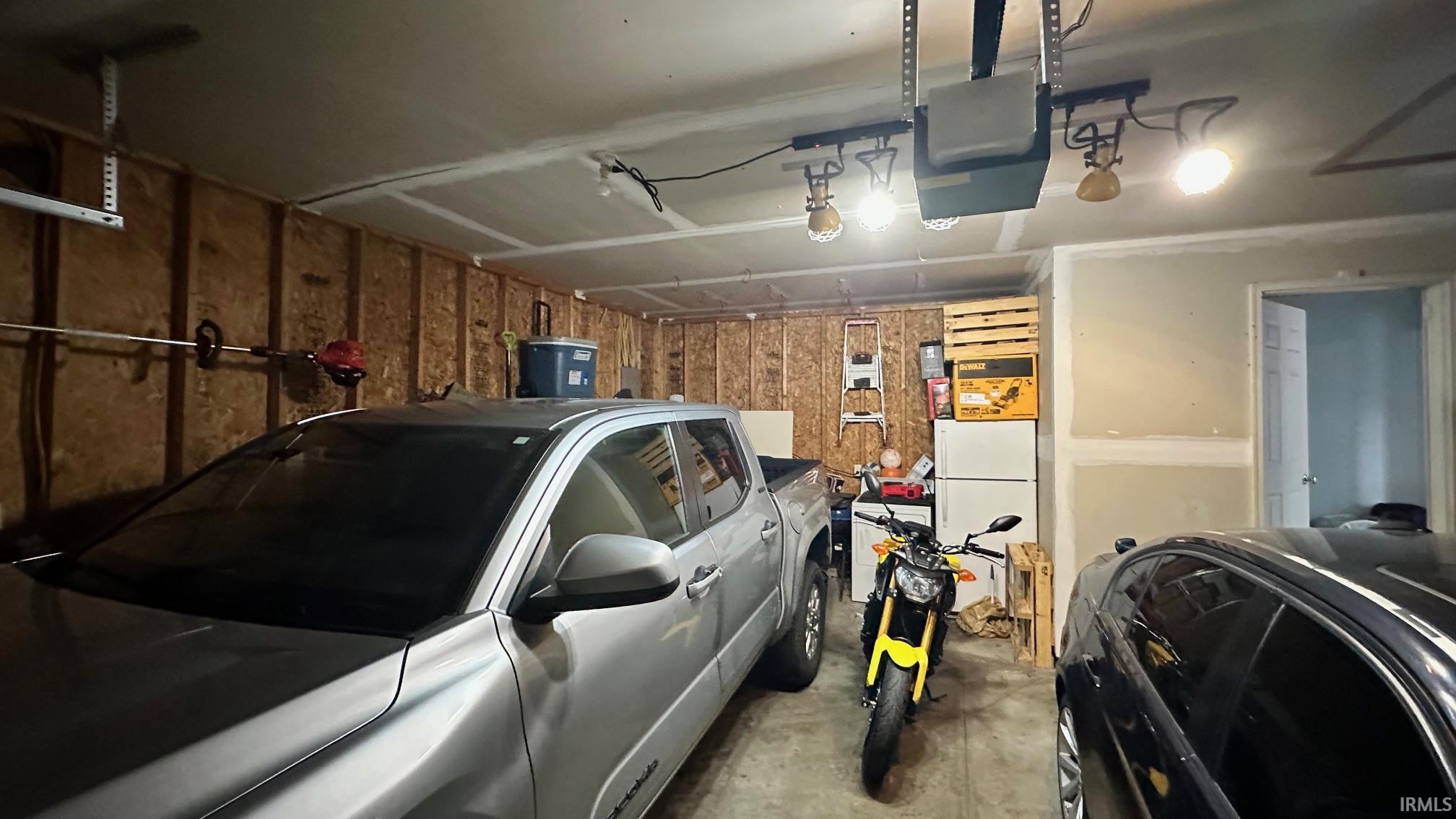 1312 Red Oak Drive Goshen IN 46526