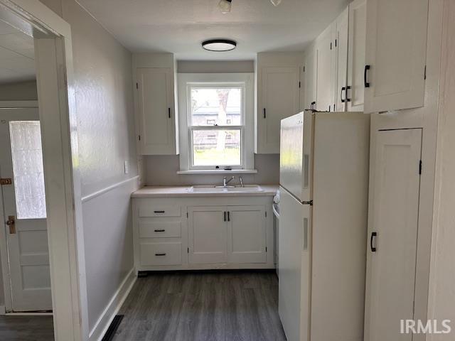 26302 Lakewood Drive Elkhart IN 46514