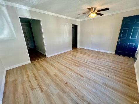 2413 N Fares Avenue Evansville IN 47710