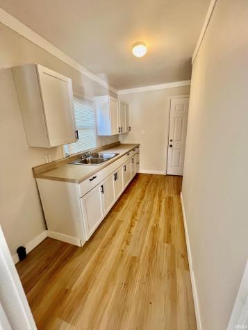 2413 N Fares Avenue Evansville IN 47710