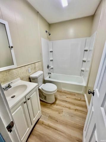 2413 N Fares Avenue Evansville IN 47710