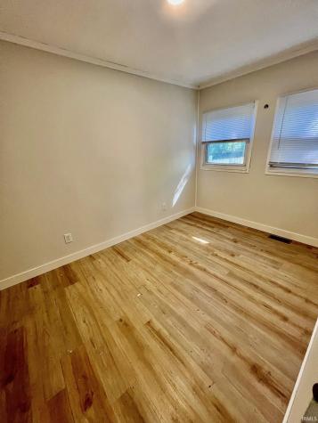 2413 N Fares Avenue Evansville IN 47710