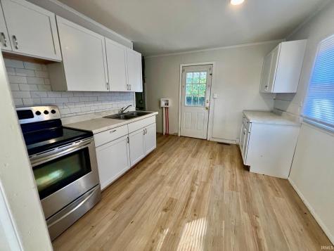 2413 N Fares Avenue Evansville IN 47710