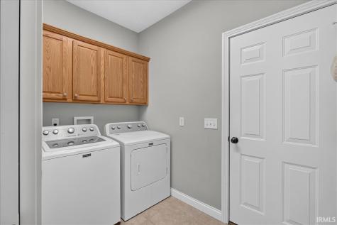 6041 Delk Drive Evansville IN 47711
