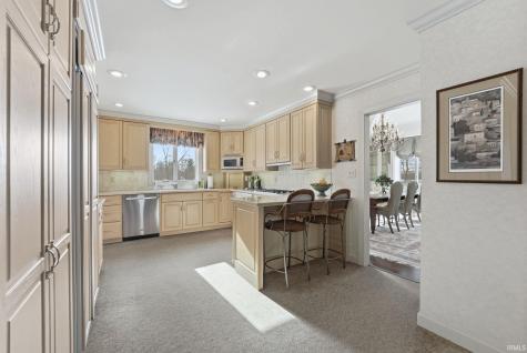 1501 Fisher Avenue Warsaw IN 46580