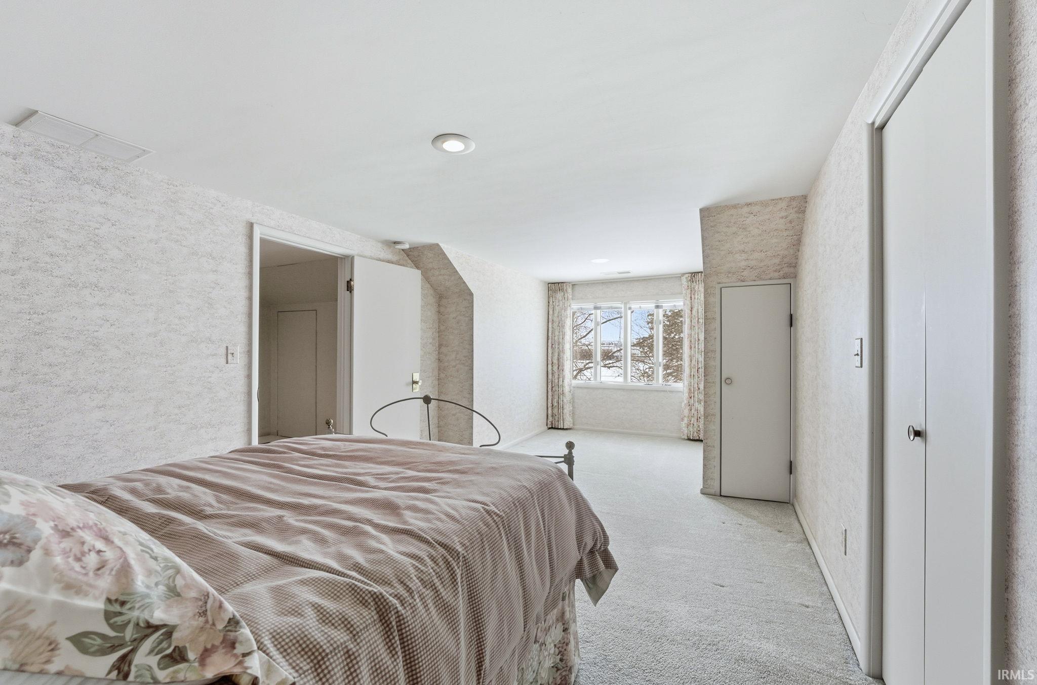 1501 Fisher Avenue Warsaw IN 46580