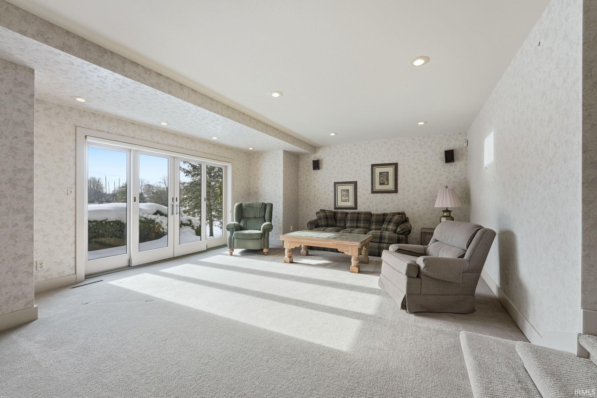 1501 Fisher Avenue Warsaw IN 46580