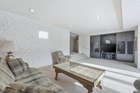 1501 Fisher Avenue Warsaw IN 46580