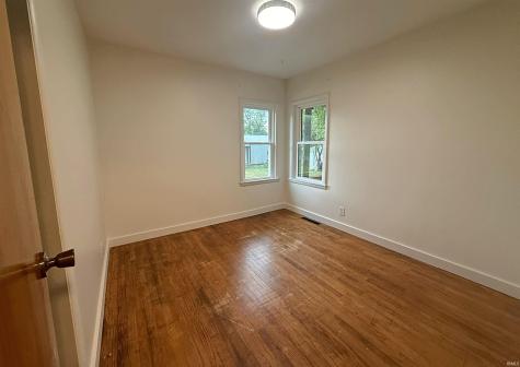 204 Poplar Street Loogootee IN 47553