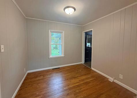 204 Poplar Street Loogootee IN 47553