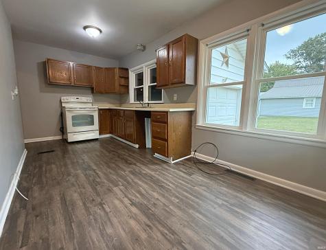 204 Poplar Street Loogootee IN 47553