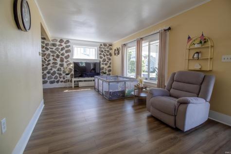 1108 W Oak Street Union City IN 47390