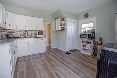 1108 W Oak Street Union City IN 47390