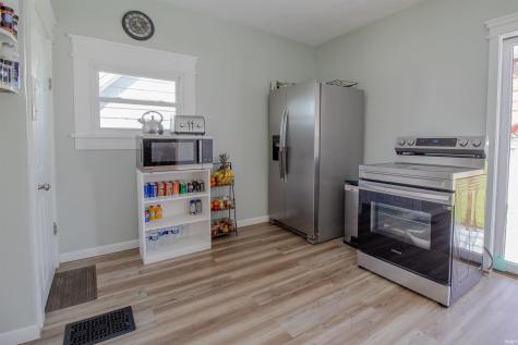 1108 W Oak Street Union City IN 47390