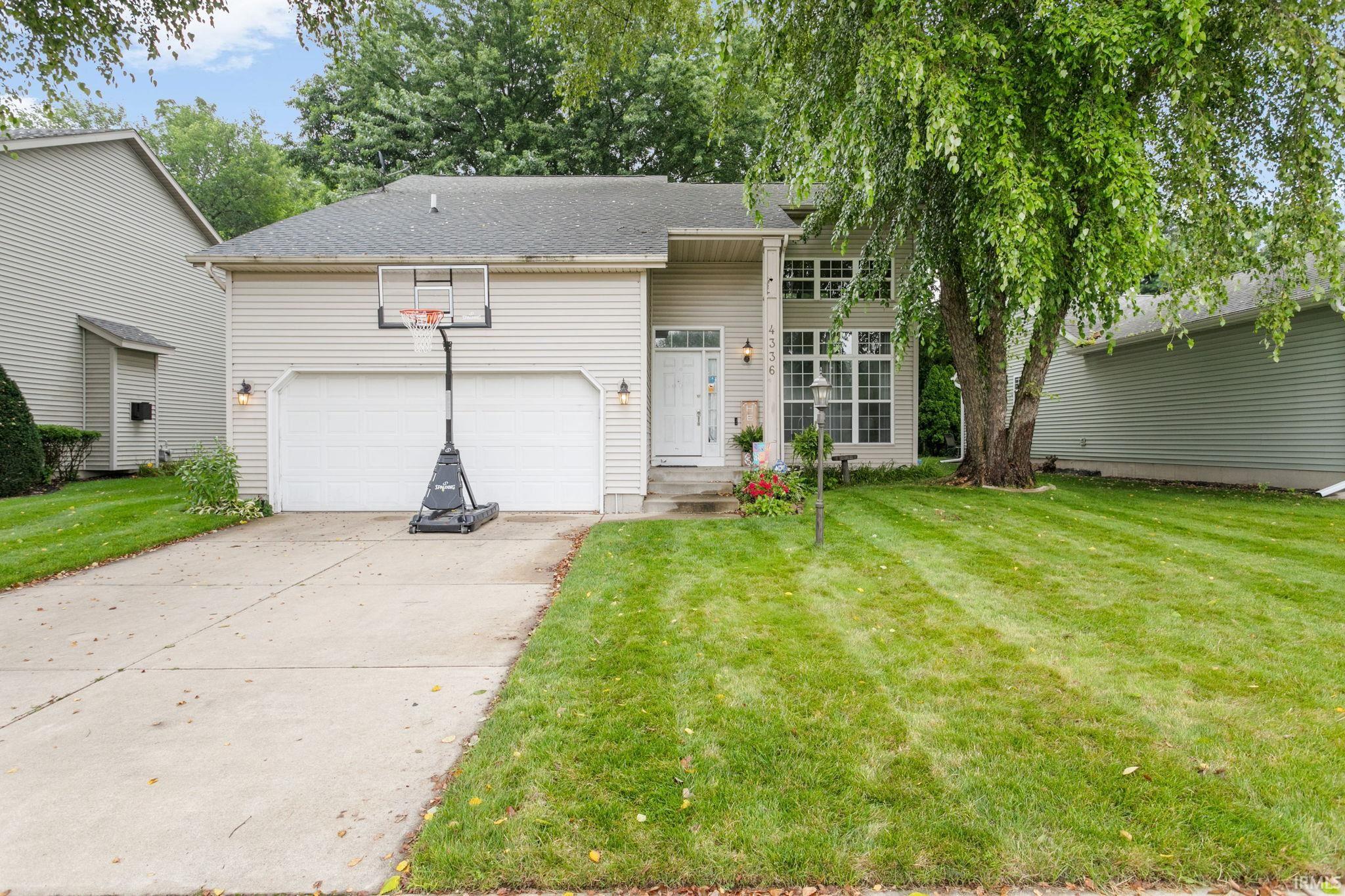 4336 Field Gate Drive E South Bend IN 46628