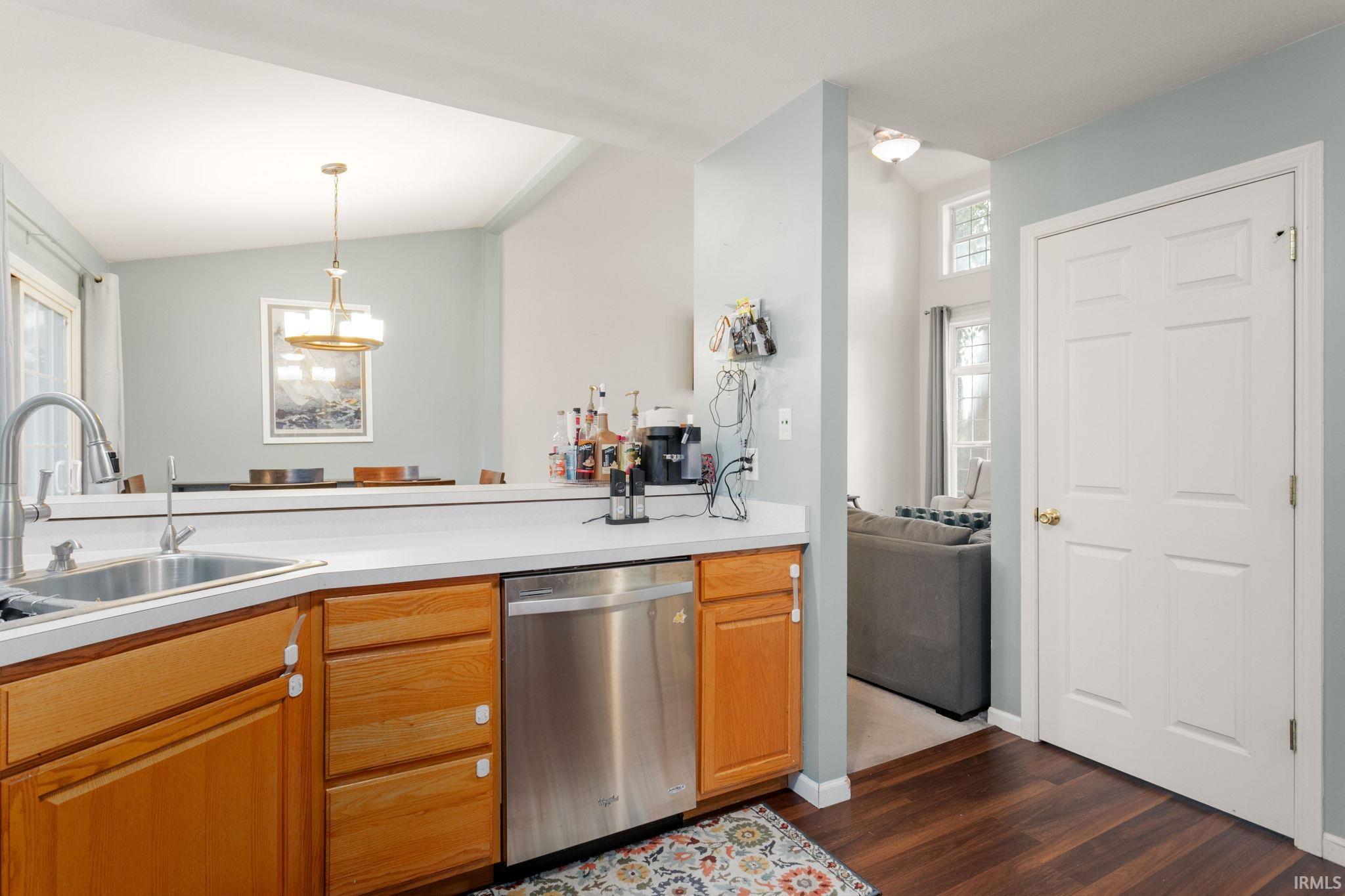 4336 Field Gate Drive E South Bend IN 46628
