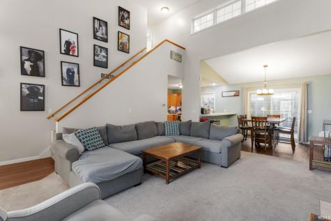 4336 Field Gate Drive E South Bend IN 46628