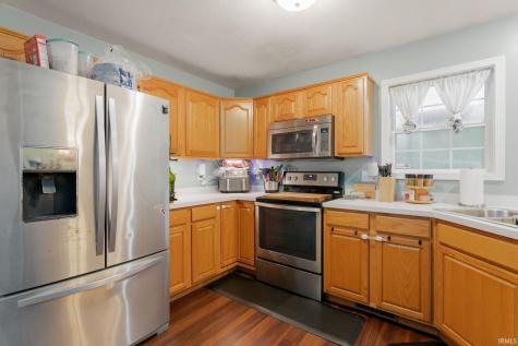 4336 Field Gate Drive E South Bend IN 46628