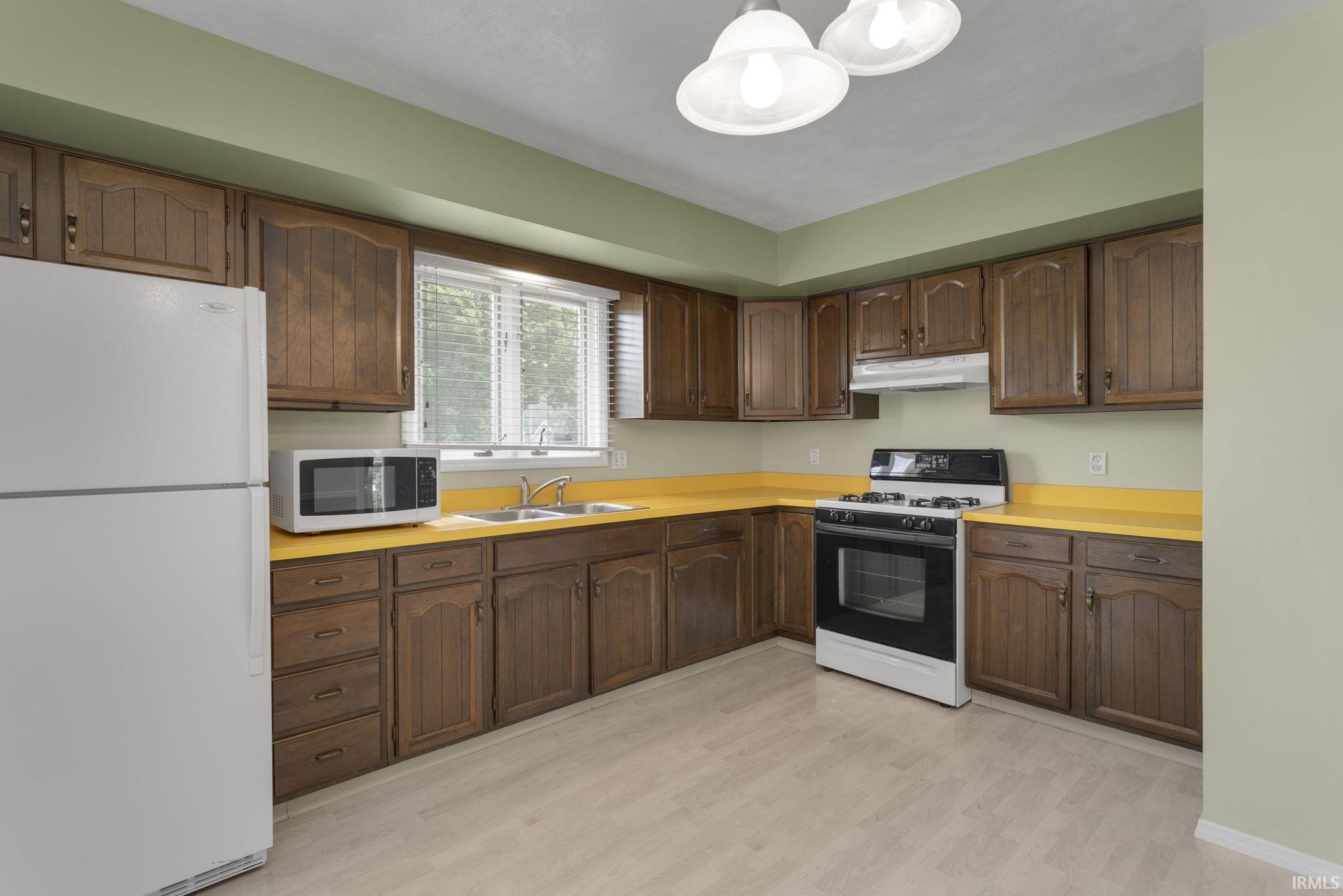 61380 Fellows Street South Bend IN 46614