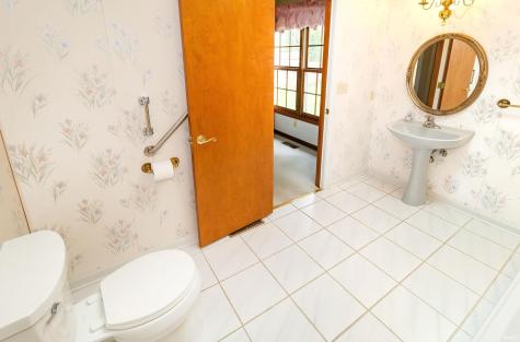 7100 E Gum Street Evansville IN 47715