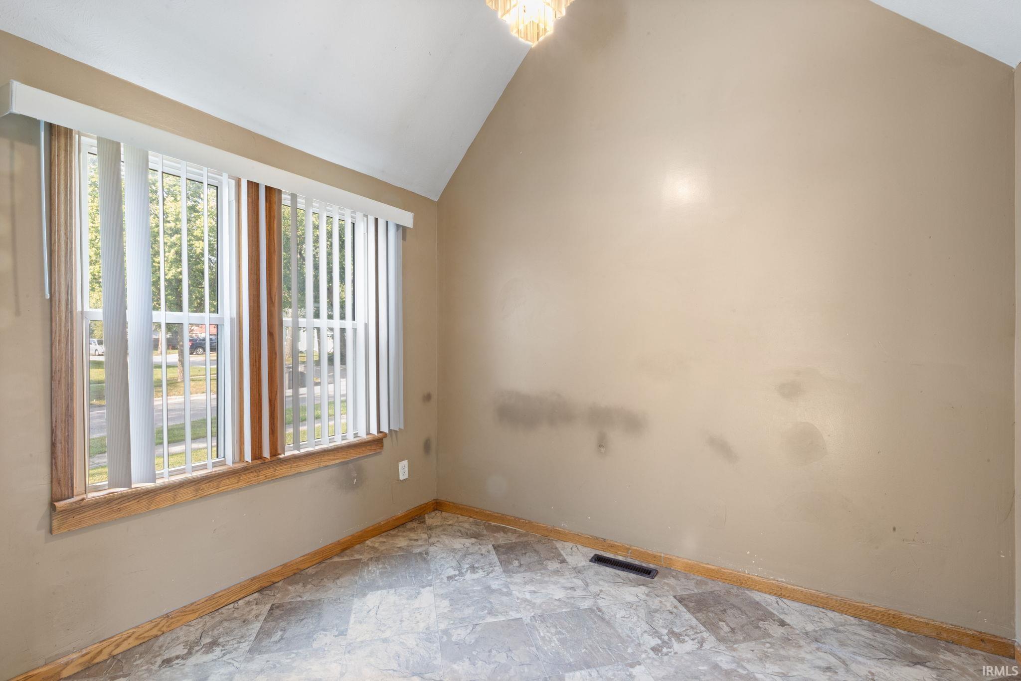 1021 W Wolf Avenue Elkhart IN 46516