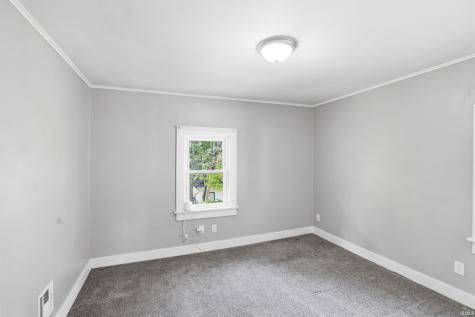 1123 Kinsmoor Avenue Fort Wayne IN 46807