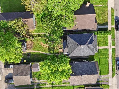 1123 Kinsmoor Avenue Fort Wayne IN 46807