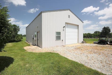 2712 E 400 N Huntington IN 46750