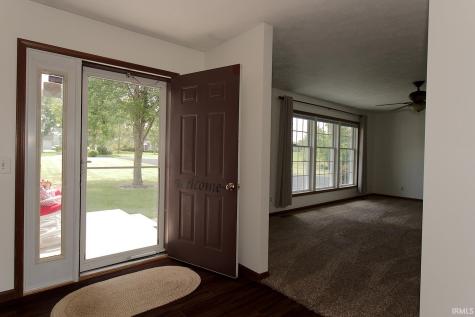 2712 E 400 N Huntington IN 46750