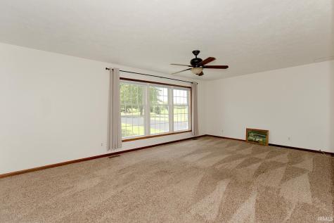 2712 E 400 N Huntington IN 46750