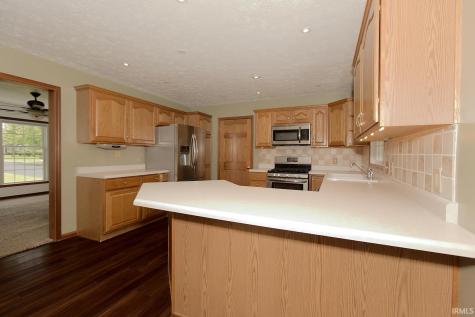 2712 E 400 N Huntington IN 46750