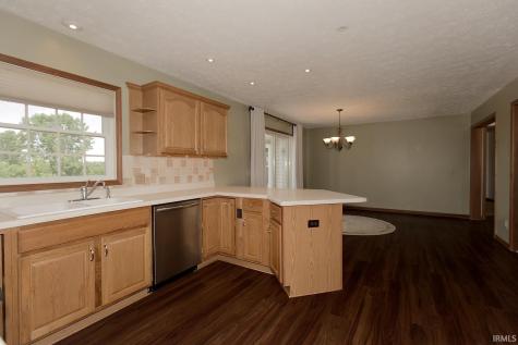 2712 E 400 N Huntington IN 46750